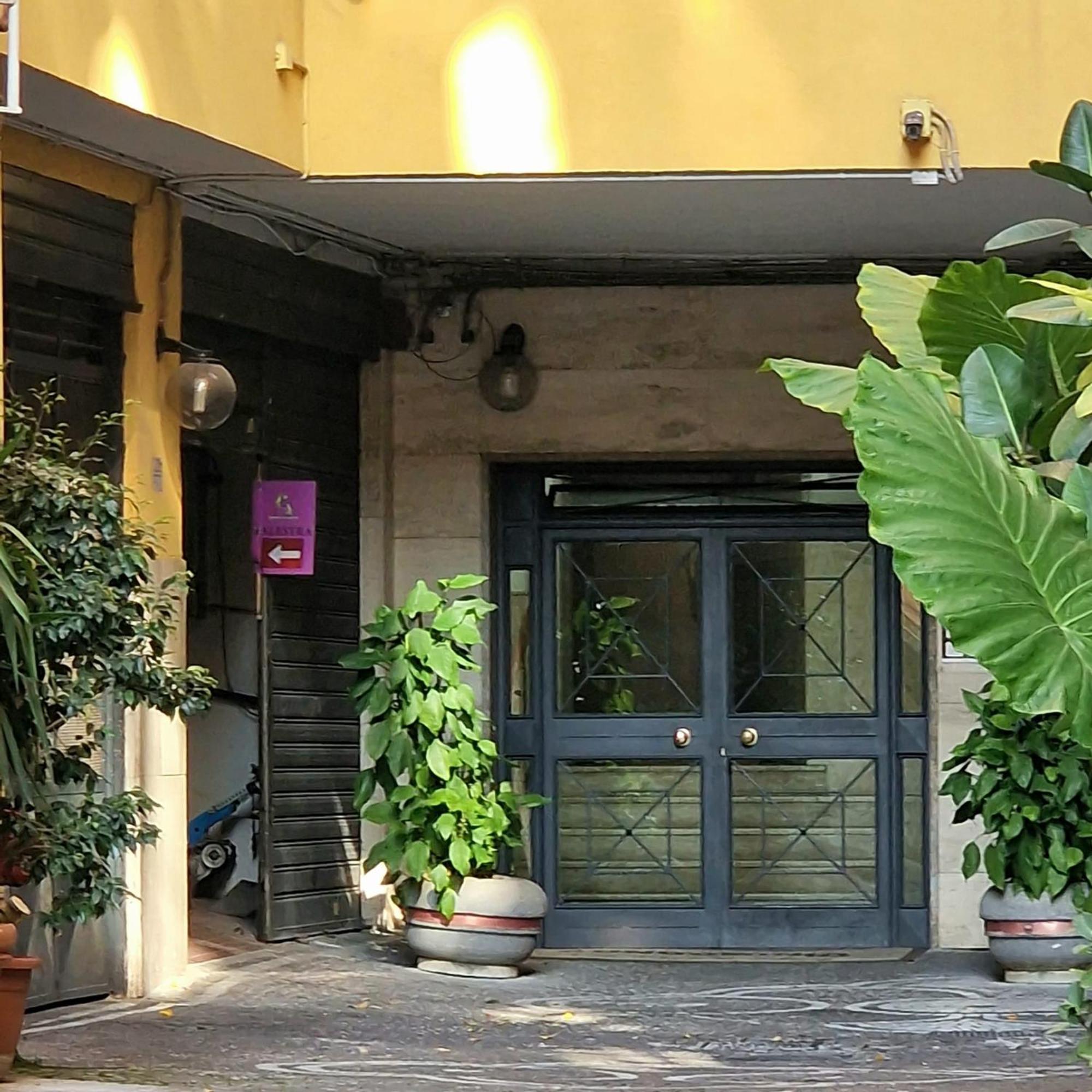 Faccia Gialla Napoli Casa Vacanze Exterior photo